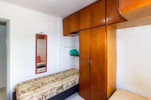 Image 9 - 852835