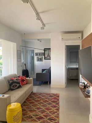 Image 2 - 852846