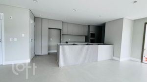 Image 22 - 852868