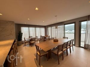 Image 1 - 852868