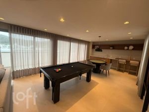Image 9 - 852868