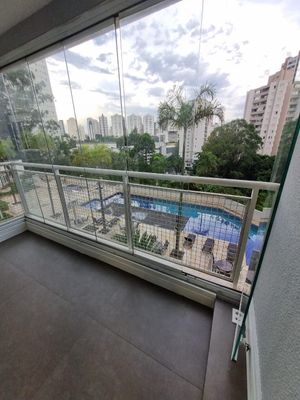 Image 4 - 852876