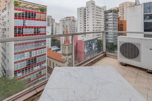 Image 6 - 852882