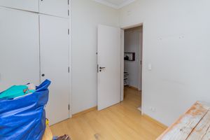 Image 33 - 852882