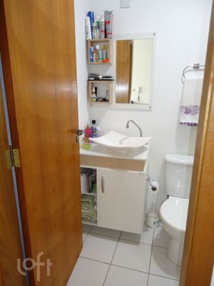 Image 7 - 852907