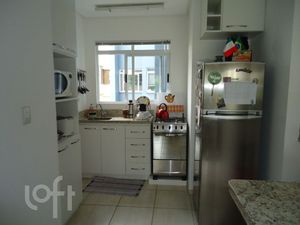 Image 9 - 852907