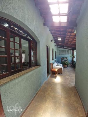 Image 21 - 852944