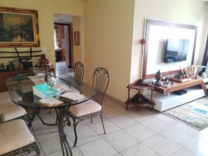 Image 2 - 852954