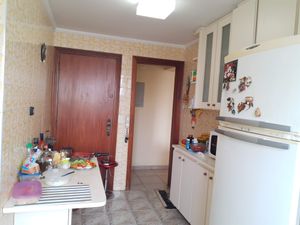Image 19 - 852954