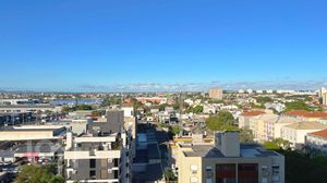Image 3 - 852965