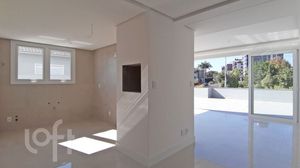 Image 3 - 852968