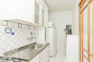 Image 3 - 853172