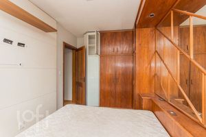 Image 10 - 853172