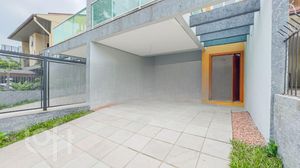 Image 37 - 853184
