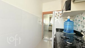 Image 6 - 853211
