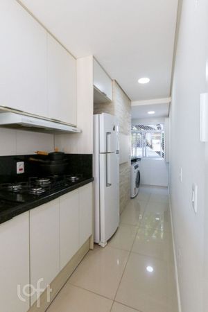 Image 34 - 853217
