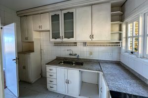 Image 20 - 853219
