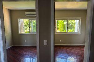 Image 38 - 853219