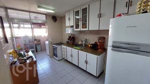 Image 6 - 853222