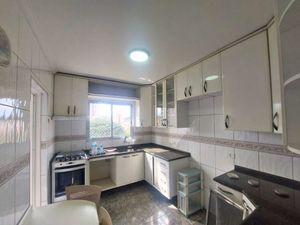 Image 3 - 853225