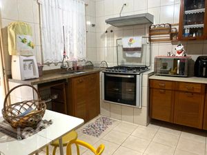 Image 6 - 853241