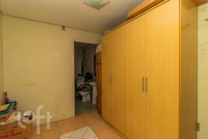 Image 34 - 853244