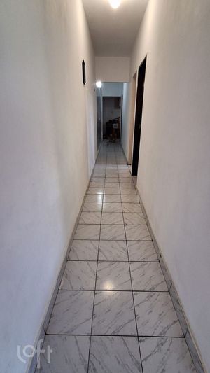 Image 6 - 853246