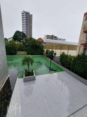 Image 19 - 853248
