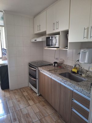 Image 4 - 853254
