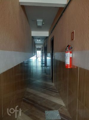 Image 13 - 853260