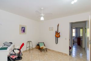 Image 38 - 853282