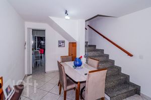 Image 3 - 853282