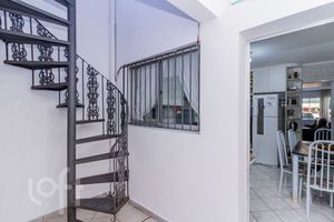 Image 10 - 853282