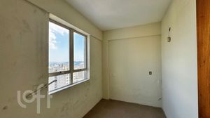 Image 8 - 853319