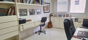 Image 13 - 853386