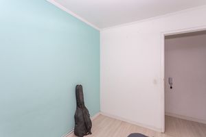 Image 11 - 853398