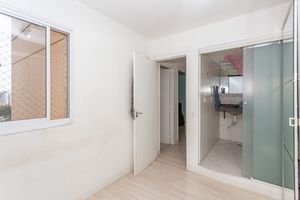 Image 21 - 853398