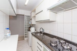 Image 30 - 853398