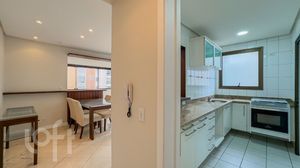 Image 15 - 853494