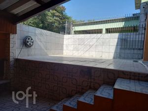 Image 10 - 853499