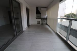 Image 3 - 853536
