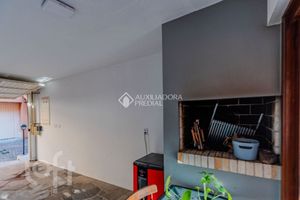 Image 27 - 853545