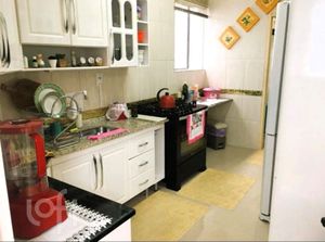 Image 9 - 853555