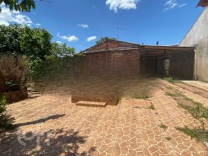 Image 17 - 853557