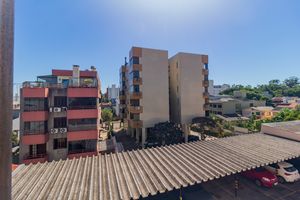 Image 26 - 853558