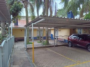 Image 10 - 853595