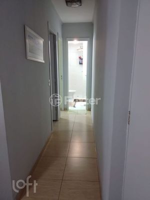 Image 7 - 853599