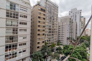 Image 21 - 853622