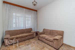 Image 9 - 853622