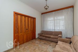 Image 8 - 853622